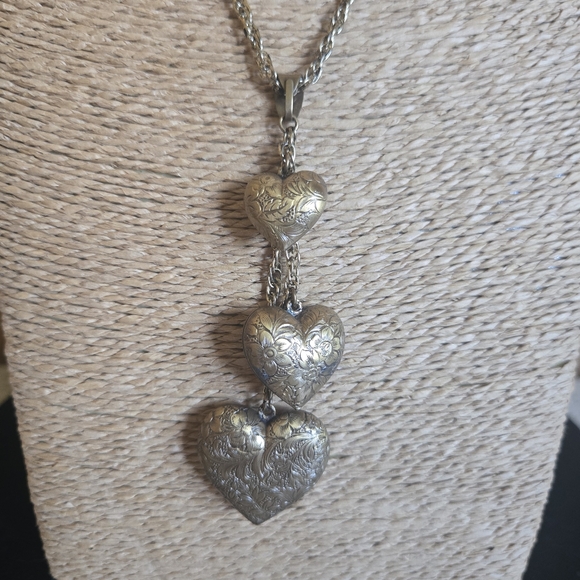 Jewelry - Elegant Triple Heart Floral Print Pendant Necklace Bronze Color